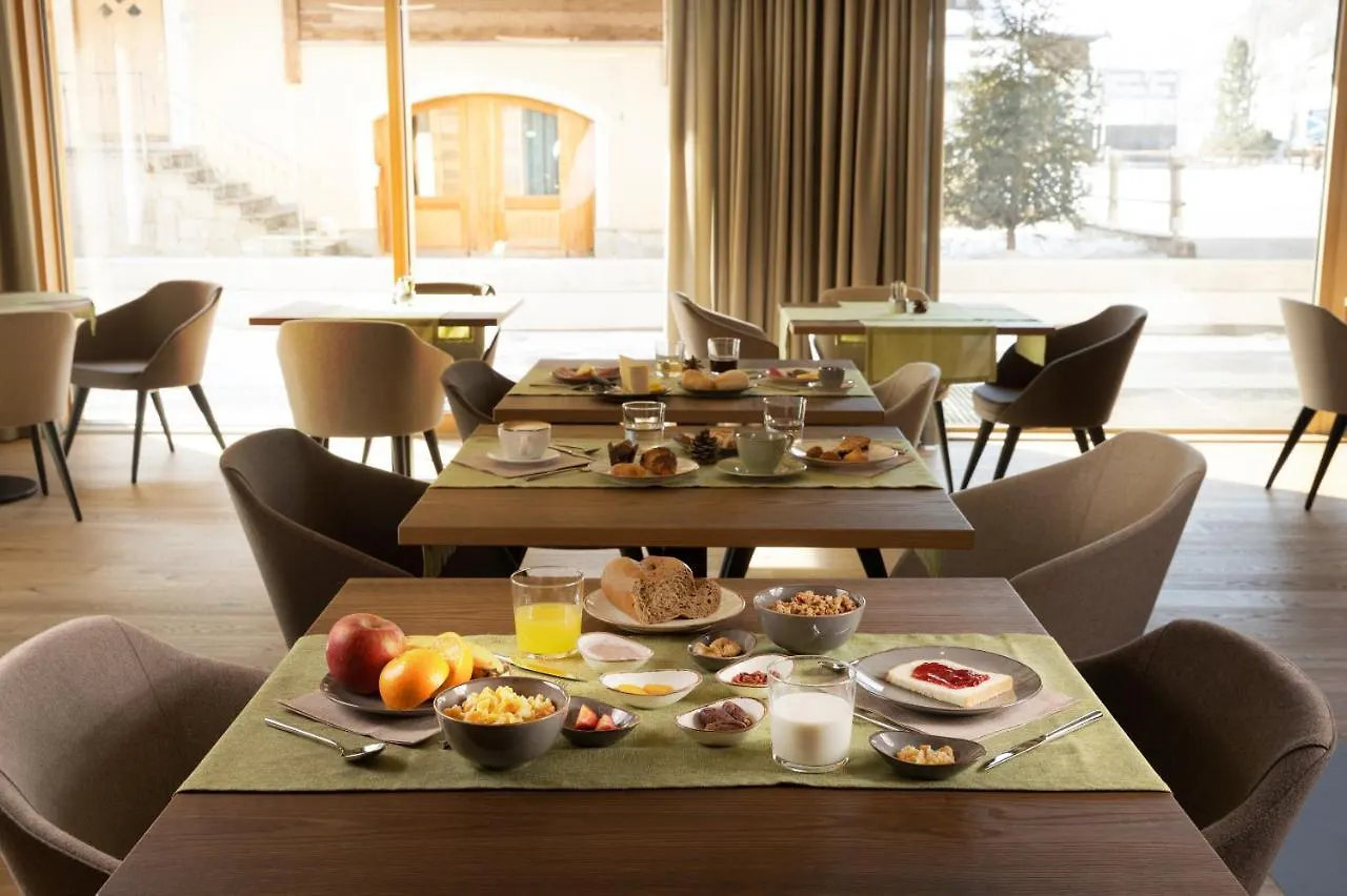 Camino Rustic Chic Hotel Livigno 4*,  Italia