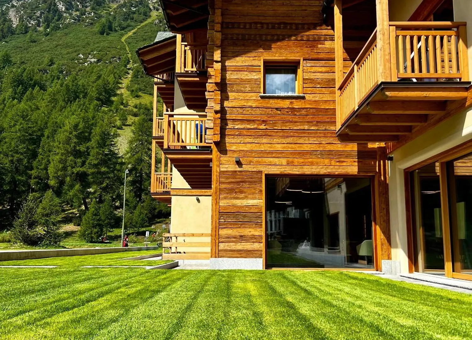 Camino Rustic Chic Hotel 리비뇨 4*,  이탈리아