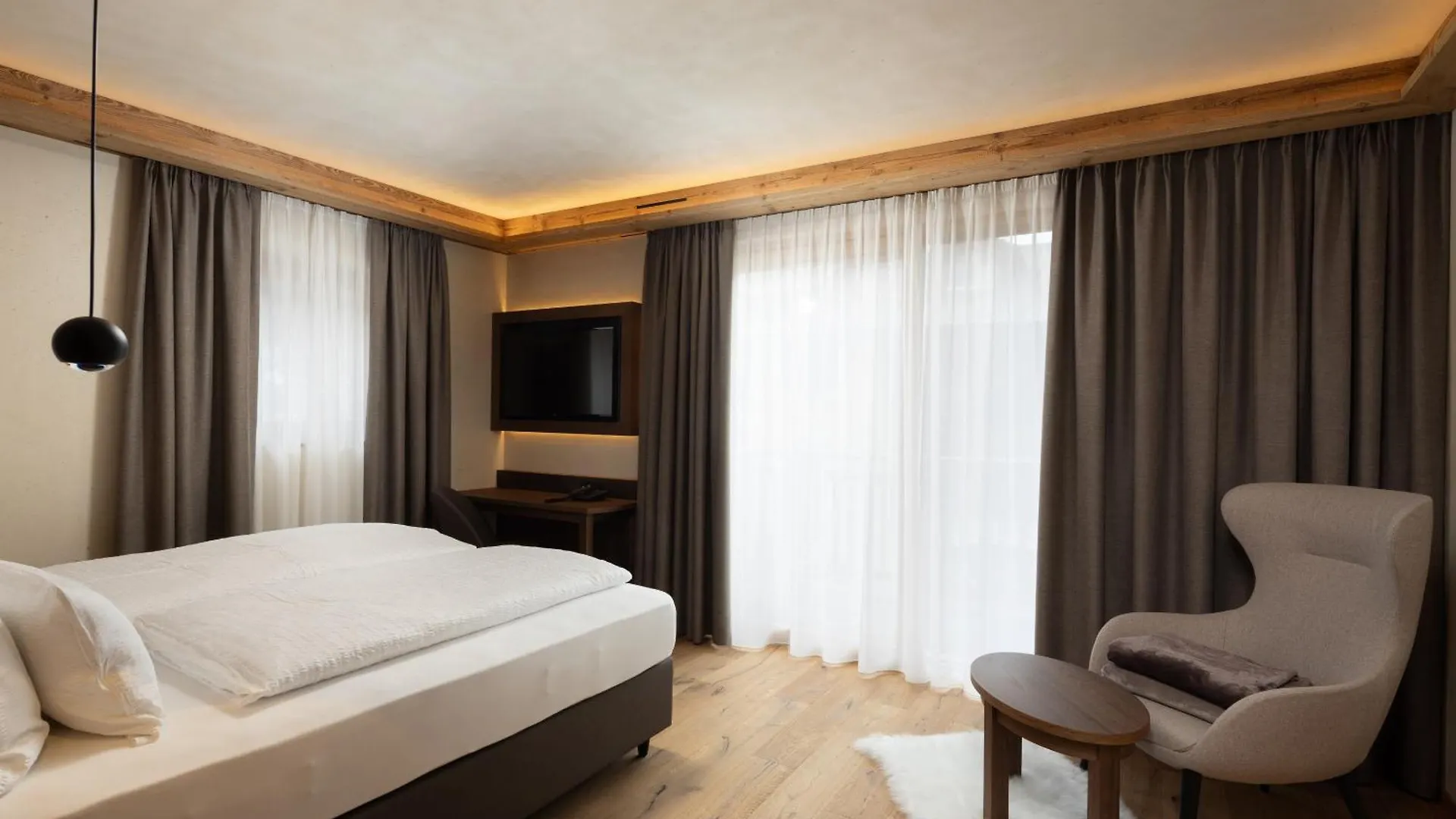 Camino Rustic Chic Hotel 리비뇨 4*,  이탈리아