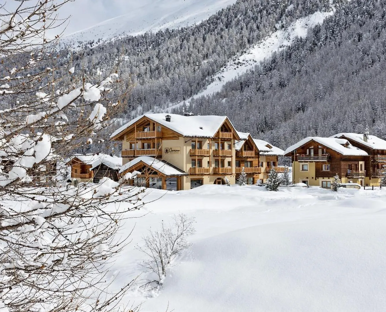 Camino Rustic Chic Hotel 리비뇨
